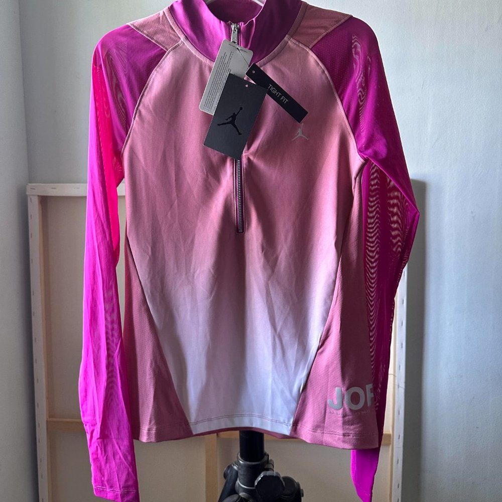 NWT Nike Jordan  Women's Top XS Pullover CU6370  Jumpman 1/2 Zip